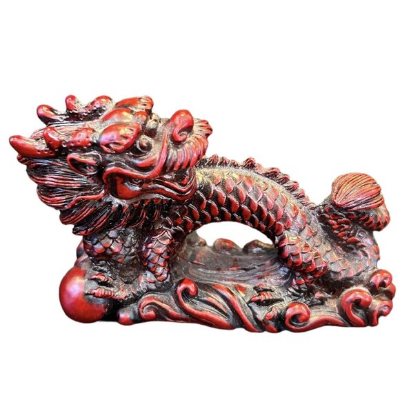 Vintage Small Mini Resin Red Chinese Dragon Figurine Sculpture Feng Shui 2" x 3" - Picture 1 of 10